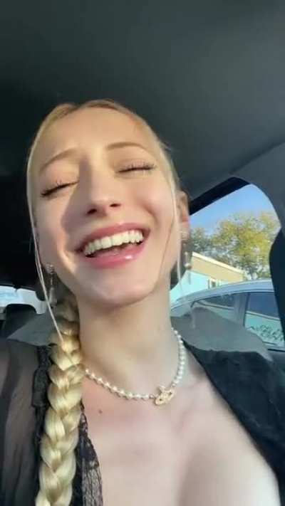 Oct 6 - TikTok / 2