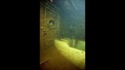 combined a bunch of submechanophobia-y images