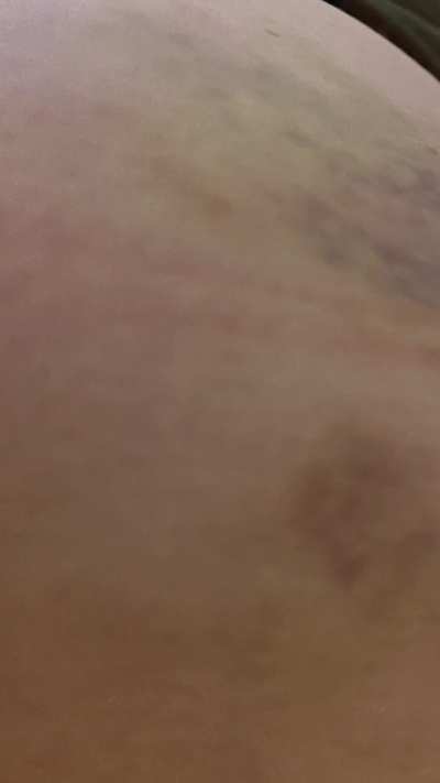 I only fuck her ass, but I'm happy to massage her pussy with my fingers