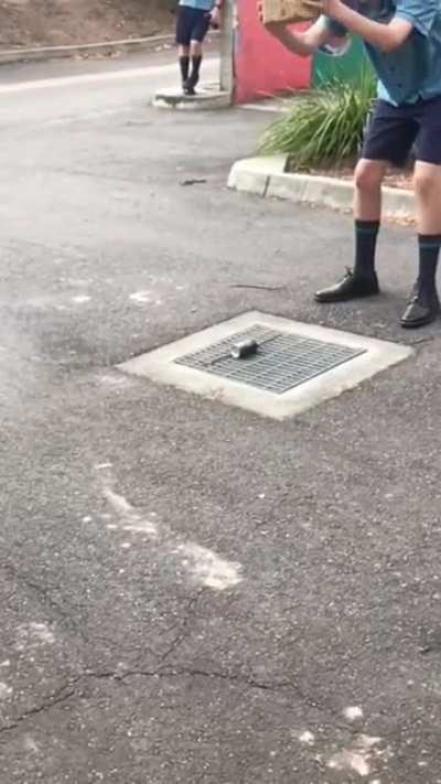 To smash a can of deodorant without an accident
