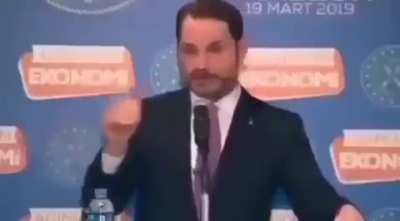 Berat Albayrak dolar ile ilgili &ccedil;ok &ouml;nemli bir a&ccedil;ıklama yapıyor