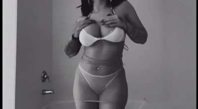 Black/ white