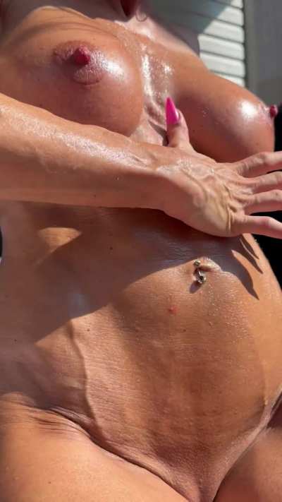 Astonishing Abdominals
