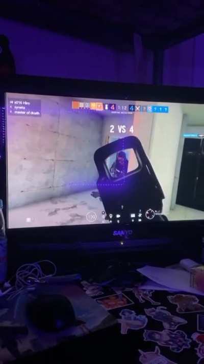 i uninstalled. fuck this game.