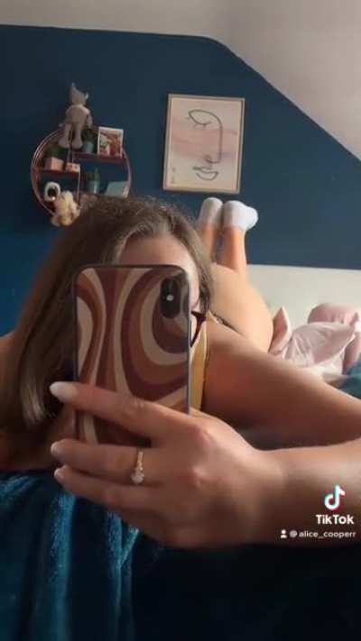 Too much cake for Tik tok🍑🍑