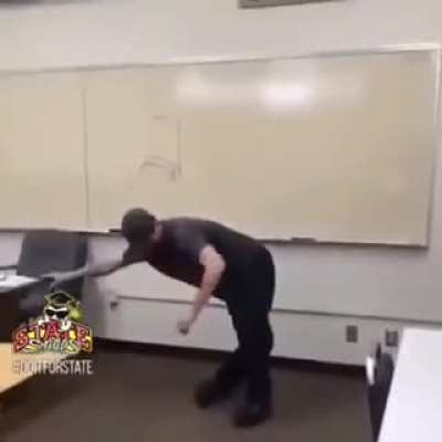 Man vs knee