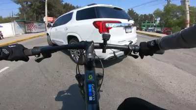 [M&eacute;xico] Sometimes not even yelling will help