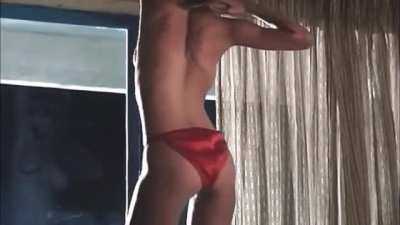 Rosanna Arquette - 'The Wrong Man' [but the right rack]