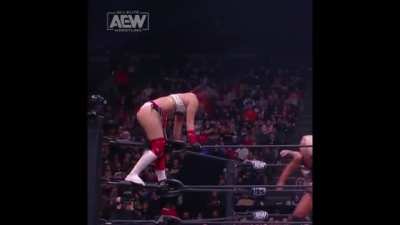 Hikaru Shida