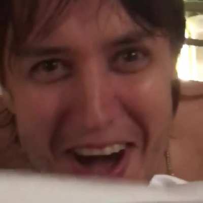 "When i say i can see me in your eyes, you say i can see you in my bed" (video from Julian's IG)