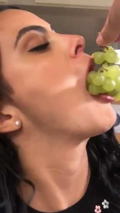 grapes