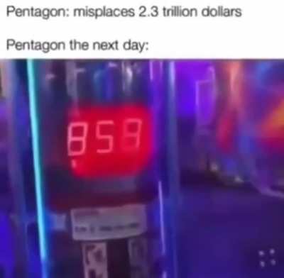 Guy hitting a boxing machine and yelling &ldquo;9-11&rdquo;
