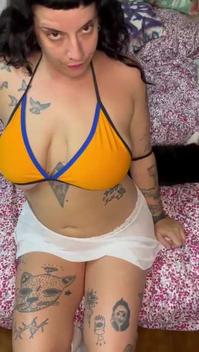 Such a pathetic lil pennis, dont u even dare to touch me, loser
