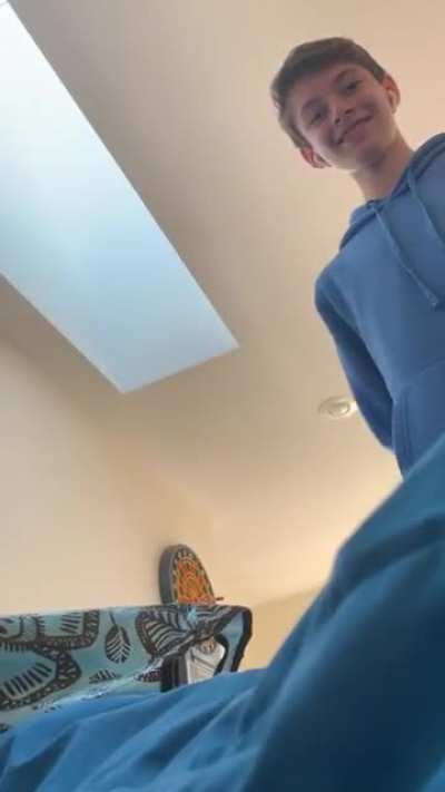 That&rsquo;s my friend holding a knife.