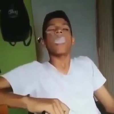 Baforou o pau do cão literalmente 😔