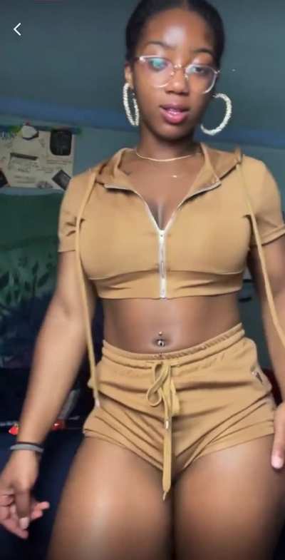 👀