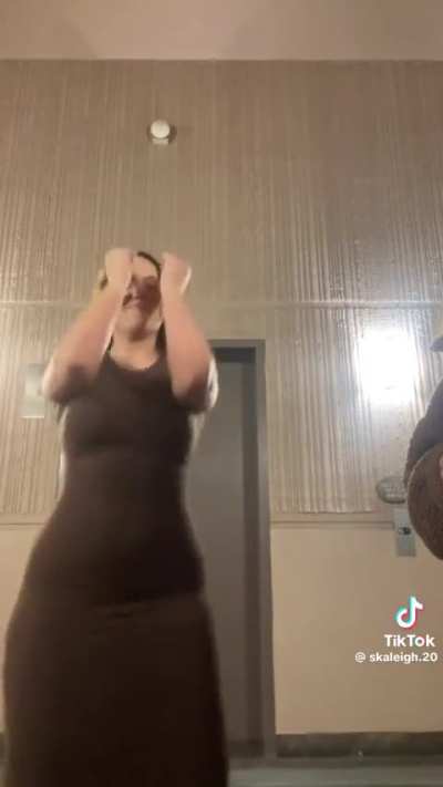 Pawg Clap