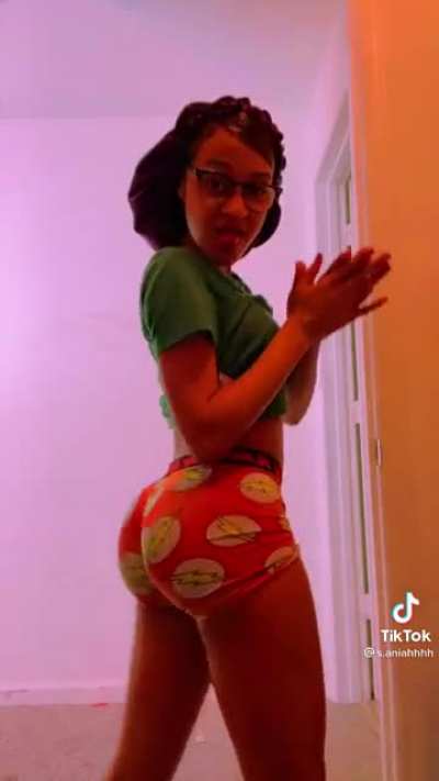 Ayo😳😳😳