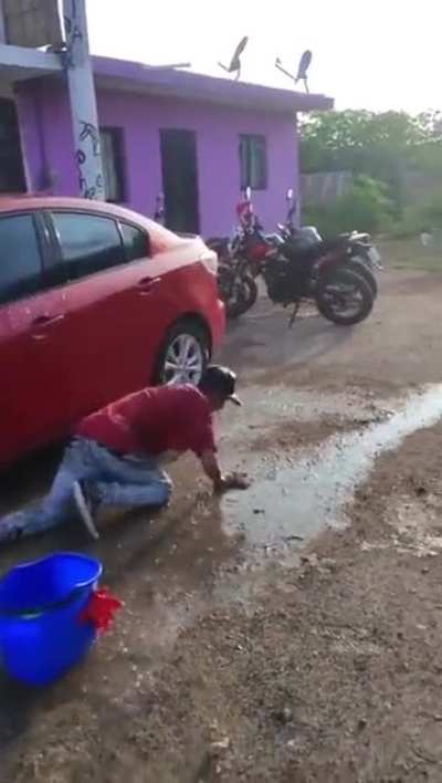 AGUA