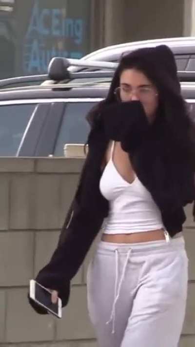 She&rsquo;s hot doing ANYTHING