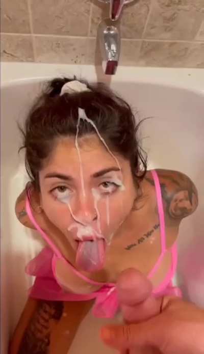 Huge facial!