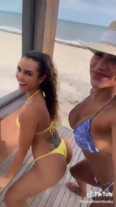 Dayane Nascimento (@nascimenttoday)