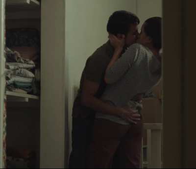Paulina Gaitan gets her tits and ass groped in Territorio (2020)