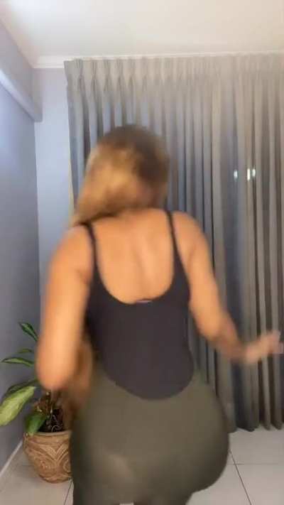 😁