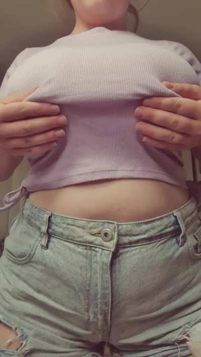 My first ever titty drop... watch me playing with my natural double Gs, Daddy &amp;lt;3 [OC]
