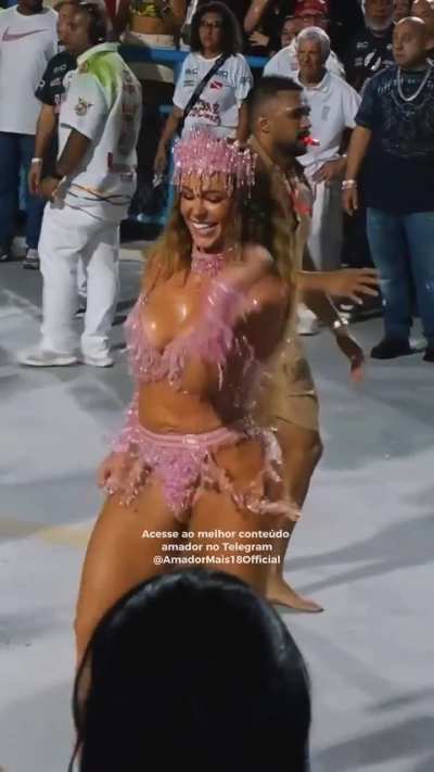 Paola Oliveira 😍