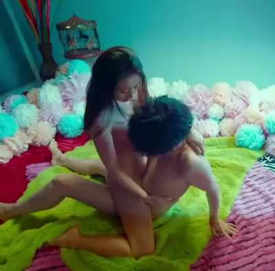 Horny Korean GF Erotic Bed Sex