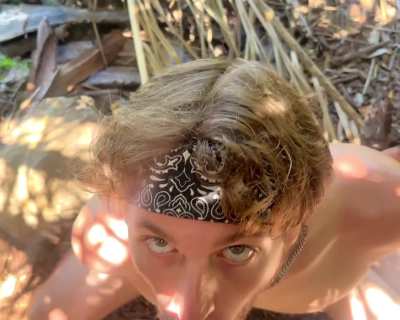 Sucking your bro at the beach 💪