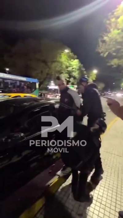 CONSTITUCIÓN: ATACÓ CON UN FIERRO A UN COLECTIVO DE LA LÍNEA 60