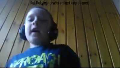 Kai Mokytoja pra&scaron;o atsiust kaip dainuoji :