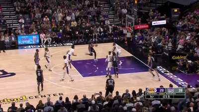 [Highlight] JaVale McGee dunks it past LeBron to end the quarter!
