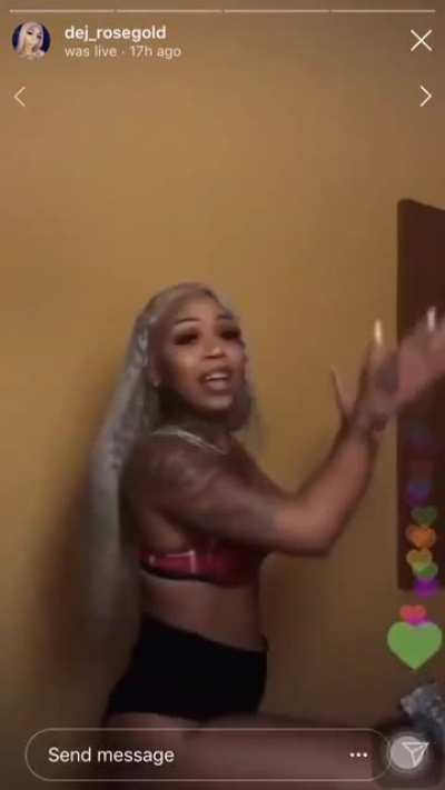 😍