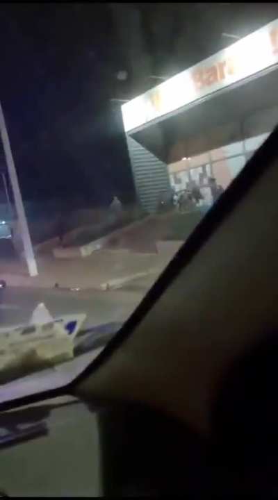 Saqueos en Rio Cuarto en estos momentos.