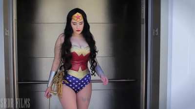 Wonder Woman Cosplay by Uneekchic