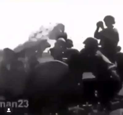The WWW in 1945 be like: