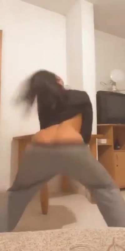 anita syla twerk