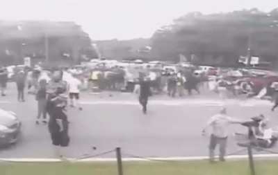 Tallahassee man pulls gun on protesters