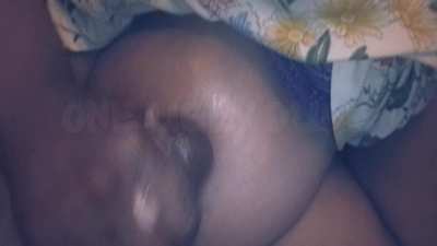 Cumshot on her Tits