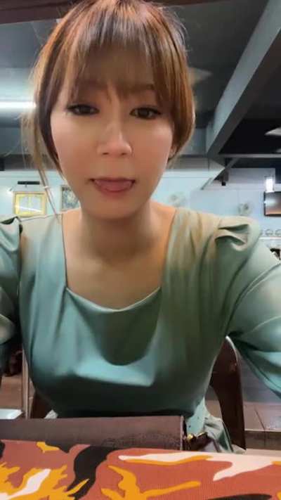 Lia Natalia X1
