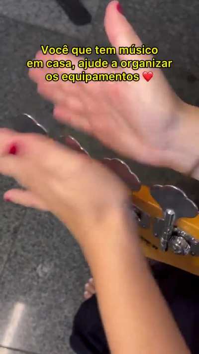 Dica pra quem vive com m&uacute;sicos :)