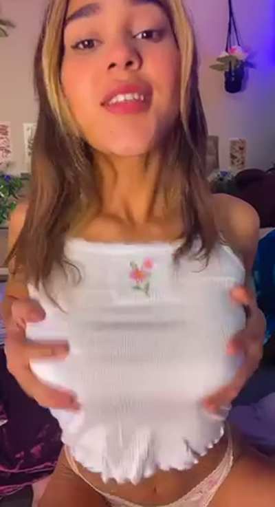 Cum on my tits papi