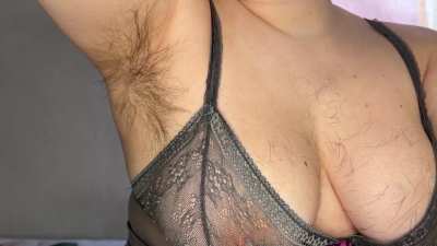 Lick my hairy armpits then kiss me after