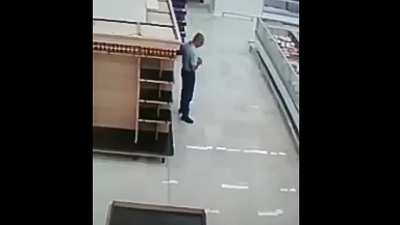 Passinho... Ele so queria uma chance