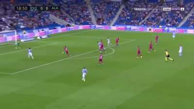 Martin &Oslash;degaard nutmeg and great assist vs Alaves. r/soccer goal thread for this goal in comments