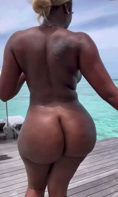 I don&rsquo;t care what anyone says this is the best booty on the planet