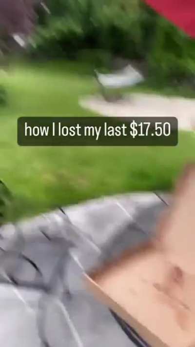 Dude gets his pizza stolen